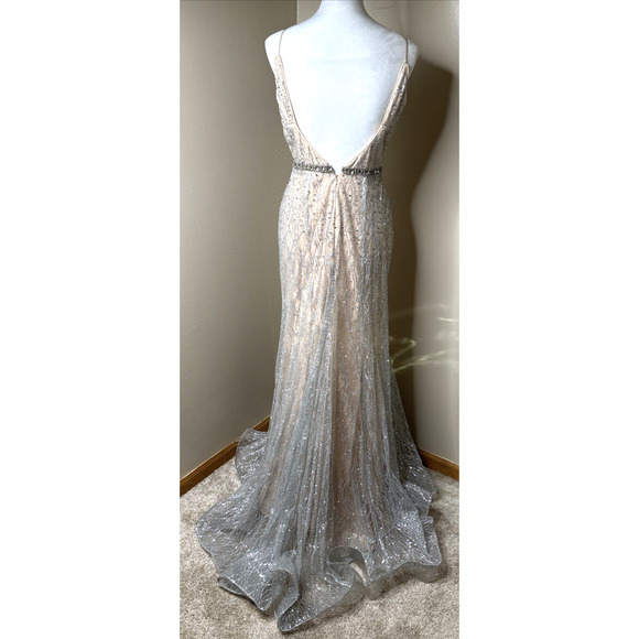 Jovani Nude Silver Beaded Plunge Evening Gown Formal Dress Size 8 - Picture 7 of 11